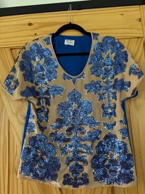 Neiman Marcus Blue Sequin Embroidered Nude Short Sleeve Top